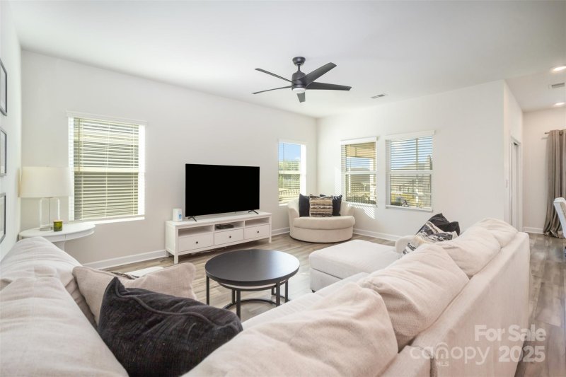 Property image 5 of 4424 Bright Road in Solena at the Vineyards, Charlotte, NC 28214