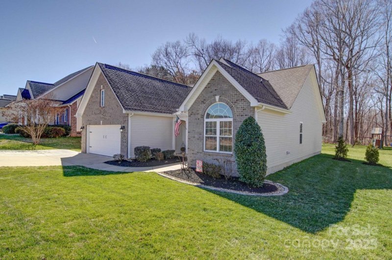 Property image 3 of 572 Church Street in Redah Acres, Locust, NC 28097