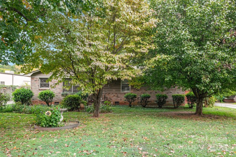 Property image 4 at 5211 Nations Ford Road, Charlotte, NC 28217