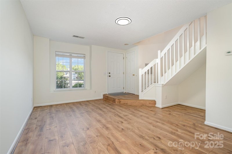 Property image 4 of 2149 Preakness Court in Roxborough II, Charlotte, NC 28273