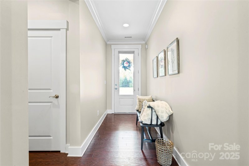 Property image 5 of 119 Martingale Avenue in Johnson Manor, Mooresville, NC 28115