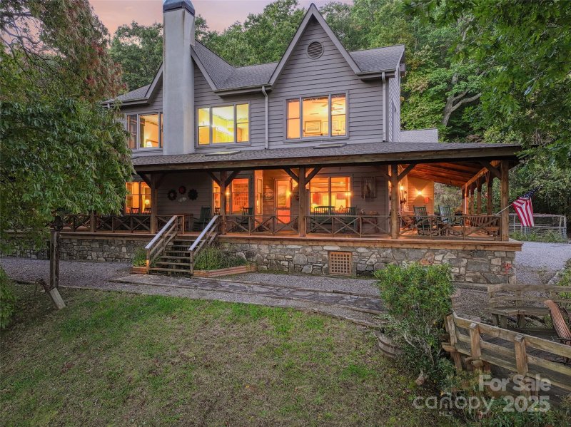 Property image 2 at 501 Laurel Ridge Drive, Waynesville, NC 28786