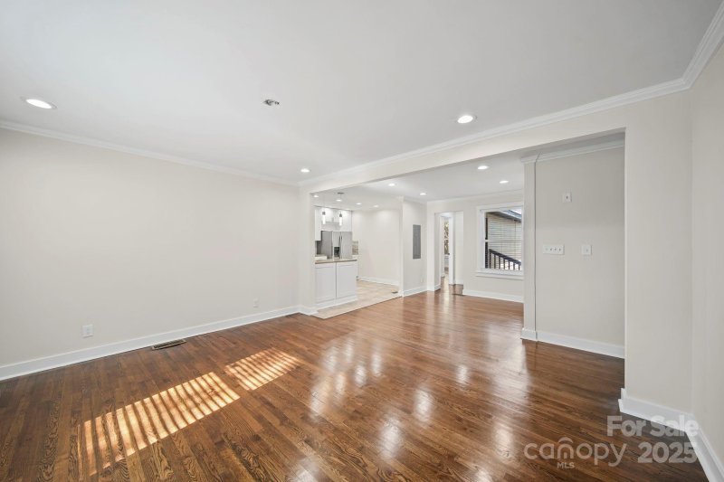 Property image 5 of 5030 Grapevine Drive in Yorkmont Park, Charlotte, NC 28217