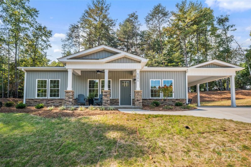 6386 Cathedral Drive