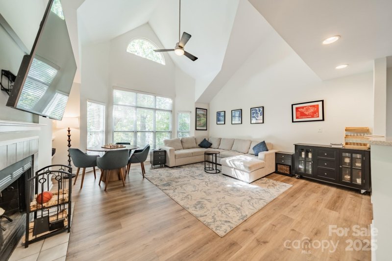 Property image 3 of 521 N Graham Street in The Fourth Ward Square, Charlotte, NC 28202