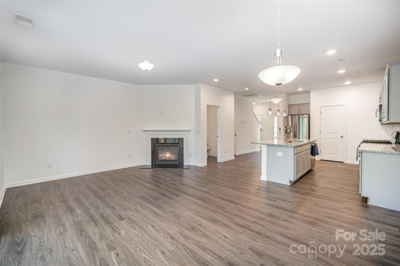 Property image 4 of 558 Dulaney Drive in Cameron Creek, Tega Cay, SC 29708