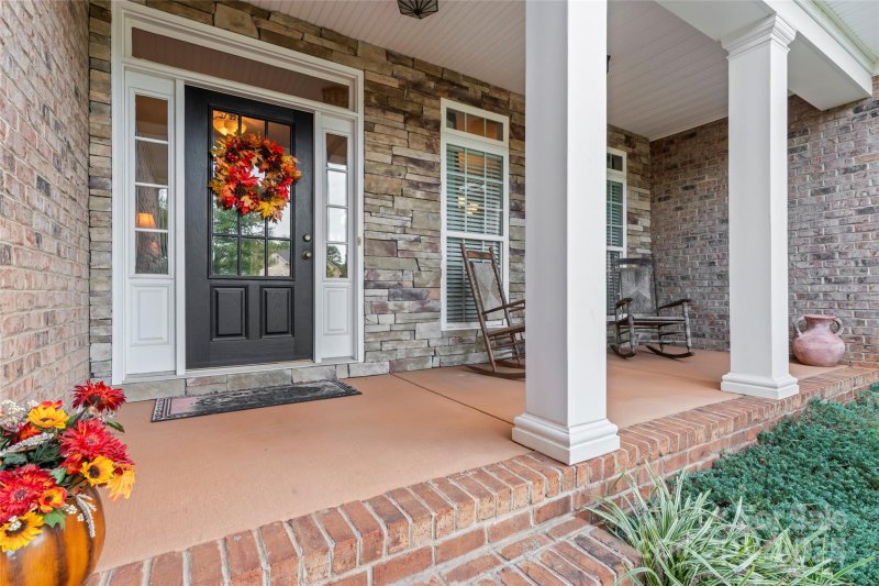 Property image 5 of 3261 Fairmead Drive in Fieldstone, Concord, NC 28025