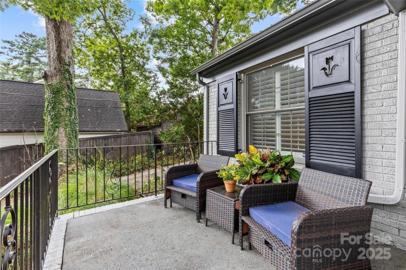 Property image 2 at 2115 Chatham Avenue, Charlotte, NC 28205