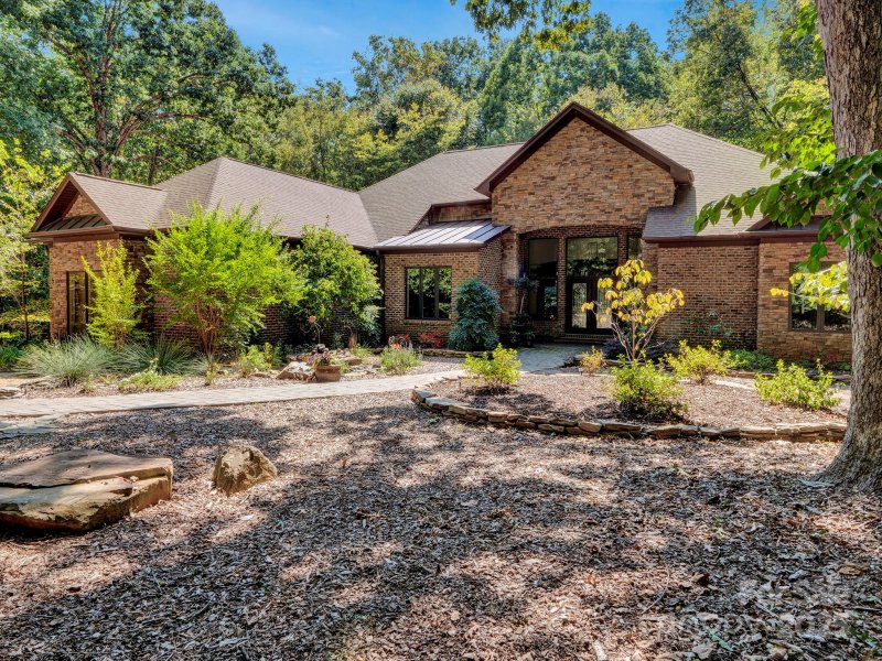 Property image 2 of 225 Riverton Road in Wellington Woods, Weddington, NC 28104