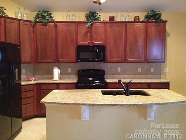 Property image 3 of 9806 Sky Vista Drive in Skybrook, Huntersville, NC 28078