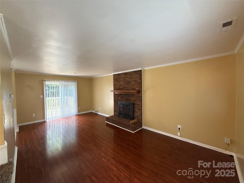 Property image 4 of 9125 Winter Moss Court in Morris Farms, Charlotte, NC 28227