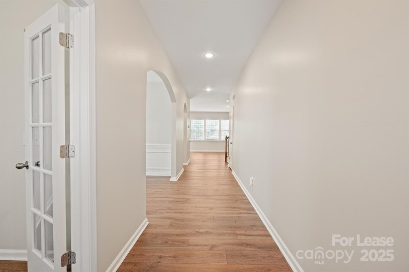 Property image 4 of 15011 Nichols Hall Drive in Chateau, Charlotte, NC 28273