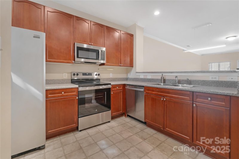 Property image 4 of 522 Jetton Street in Park at Davidson, Davidson, NC 28036