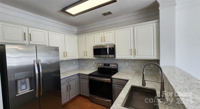 Property image 5 of 149 Market Place Avenue in Meeting Street Townhomes, Mooresville, NC 28117