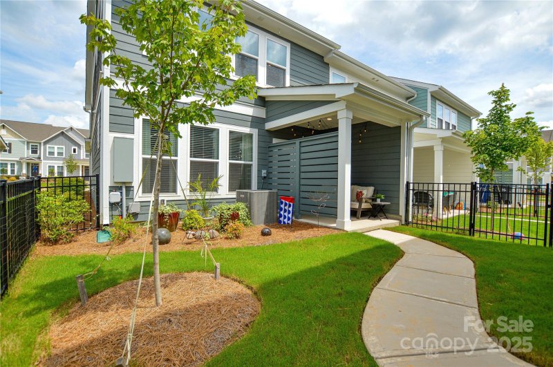 Property image 5 of 10209 Mamillion Drive in North Creek Village, Huntersville, NC 28078