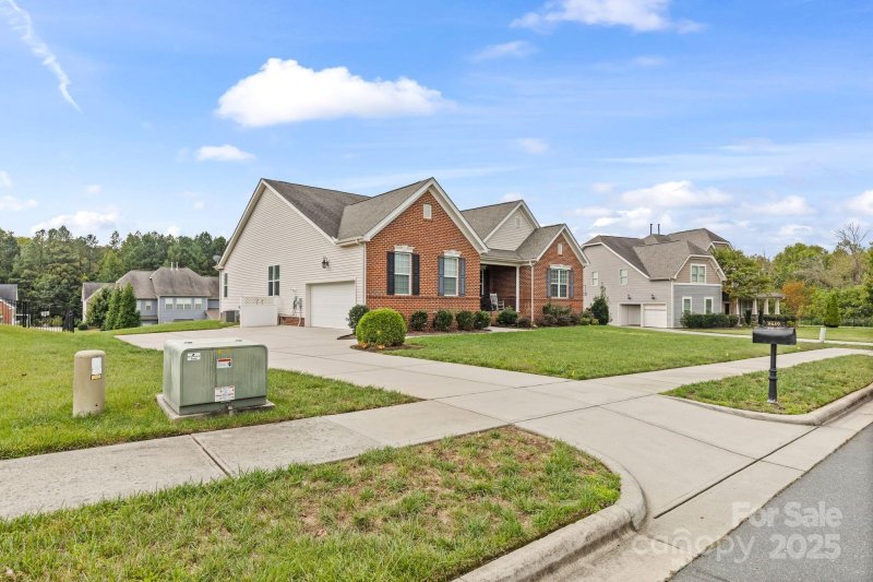 Property image 4 of 9639 Lockwood Road in Wellington Chase, Concord, NC 28027