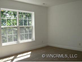 Property image 2 at 175 Goodview Drive, Hendersonville, NC 28792