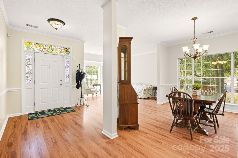 Property image 4 of 11929 Tanton Lane in Yorkshire, Charlotte, NC 28273