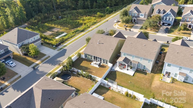 Property image 4 of 1385 Rainier Drive in Forest Grove, Fort Mill, SC 29708