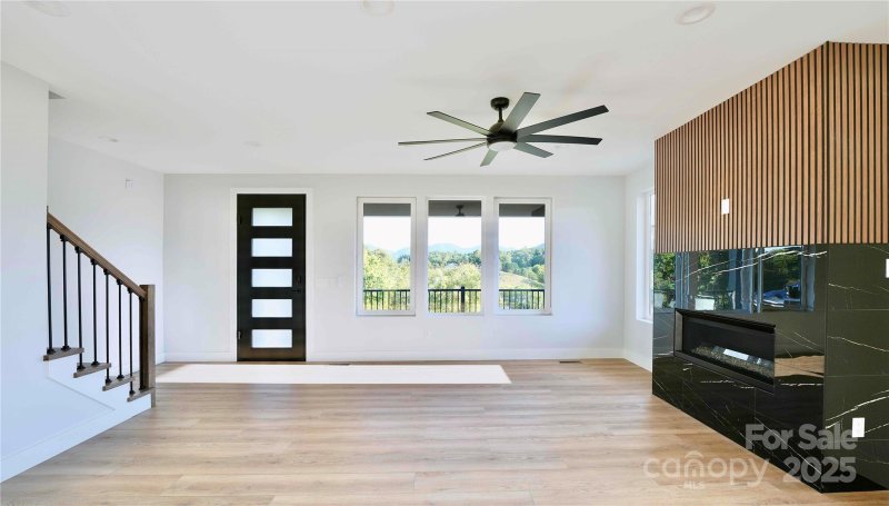 Property image 4 of 16 Lawson Ridge Road in Lawson Ridge, Leicester, NC 28748