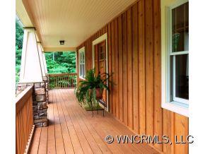 Property image 4 at 25 Moriah Lane, Asheville, NC 28803