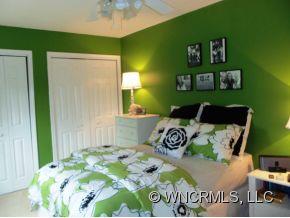 Property image 5 at 25 Moriah Lane, Asheville, NC 28803