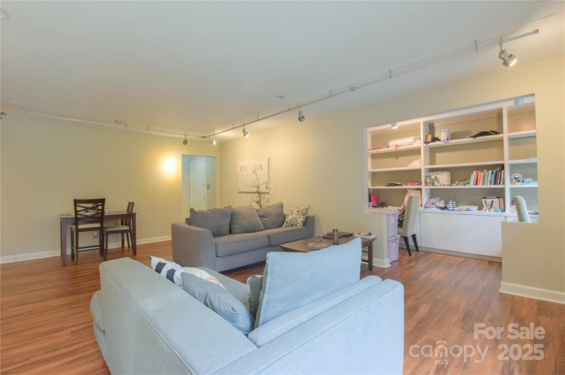 Property image 5 at 8333 Meadow Lakes Drive, Charlotte, NC 28210