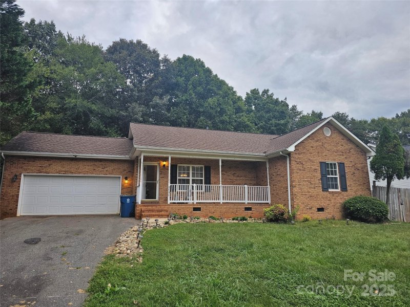 Strawberry Fields, Conover Community