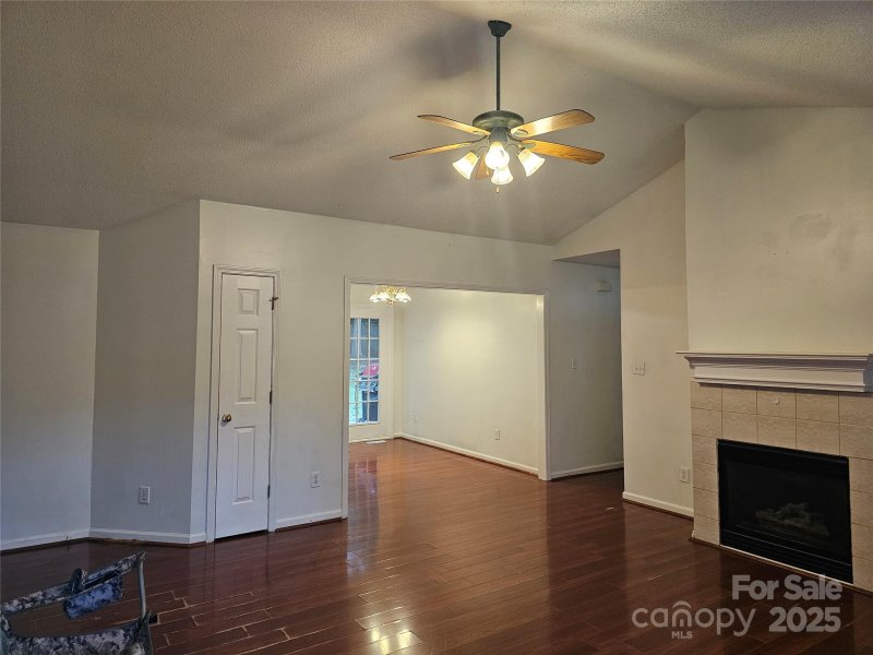 Property image 2 of 2101 Redberry Lane in Strawberry Fields, Conover, NC 28613