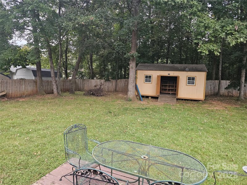 Property image 4 of 2101 Redberry Lane in Strawberry Fields, Conover, NC 28613