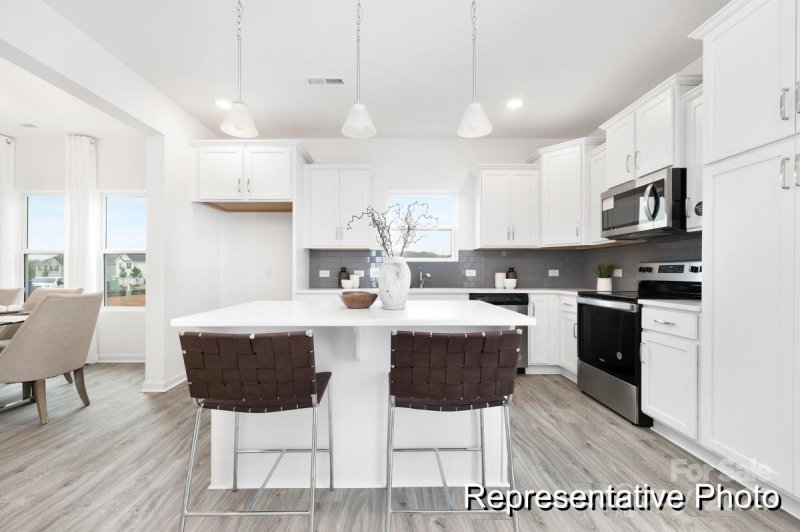 Property image 5 of 145 Clove Hitch Drive in Hidden Lakes, Statesville, NC 28677