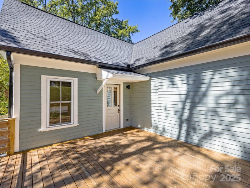 Property image 5 of 91 Virginia Avenue in GALAX PARK, Asheville, NC 28806