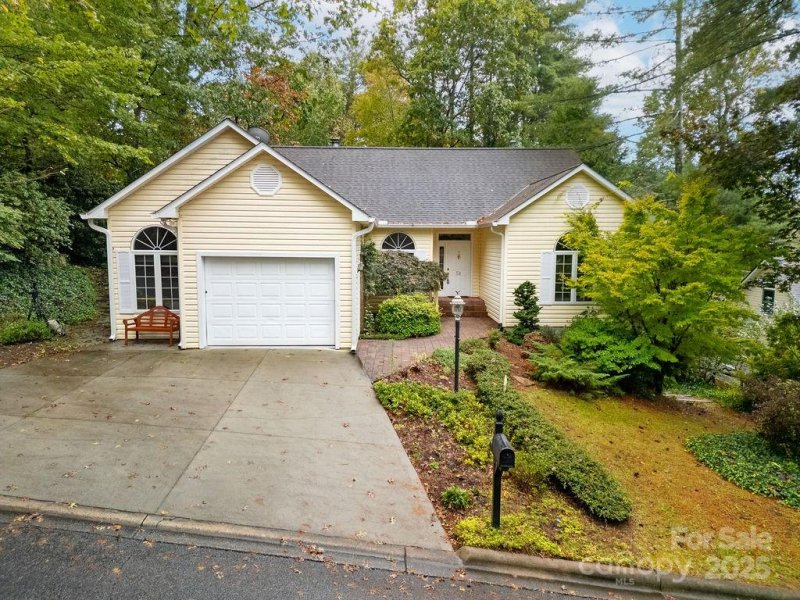 54 Wintergreen Drive