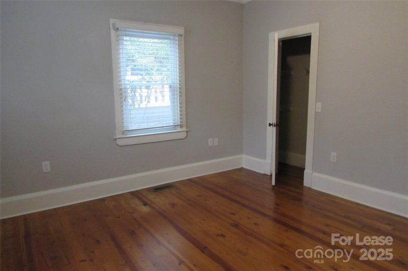 Property image 5 of 730 Herrin Avenue in The Arts District, Charlotte, NC 28205