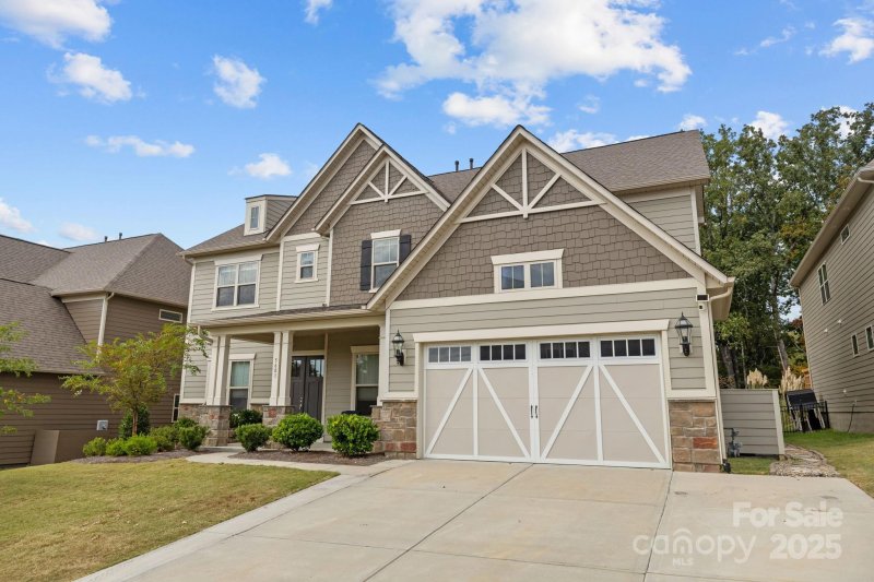 5681 Regal Way
