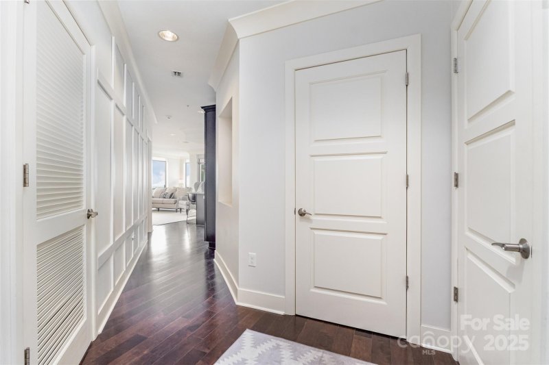 Property image 3 of 222 S Caldwell Street in SKYE Condominiums, Charlotte, NC 28202