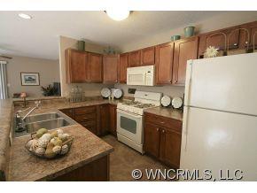 Property image 5 at 234 D Wash Creek Drive, Hendersonville, NC 28739