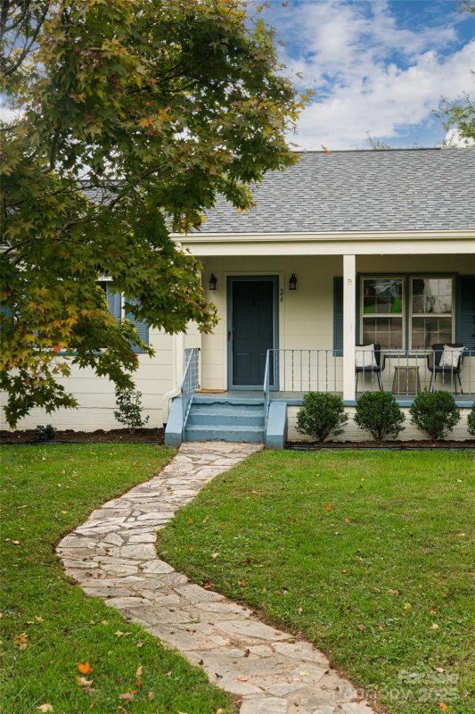 Property image 4 of 26 Lorraine Avenue in Grove Park, Asheville, NC 28804