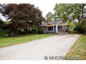 Property image 2 at 17 Bristol Pl, Asheville, NC 28803