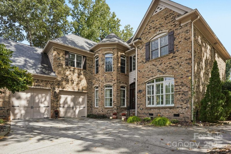 Property image 4 of 7768 Burning Ridge Drive in Treetops At Cowans Ford, Stanley, NC 28164