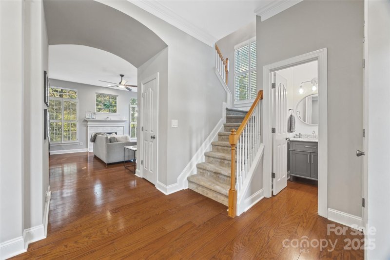 Property image 4 at 6819 Charter Hills Road, Charlotte, NC 28277