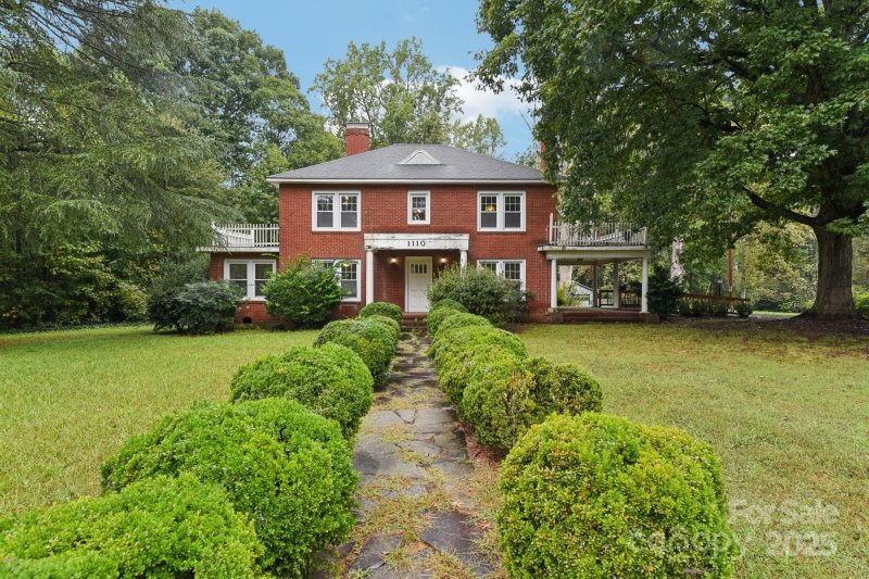 Shady Brook, Kannapolis Community