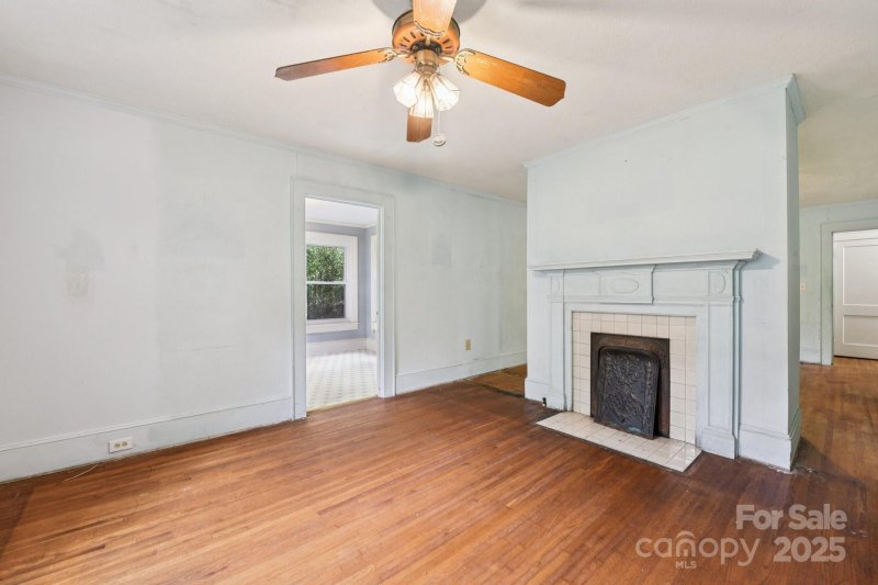 Property image 4 of 1110 Rogers Lake Road in Shady Brook, Kannapolis, NC 28081