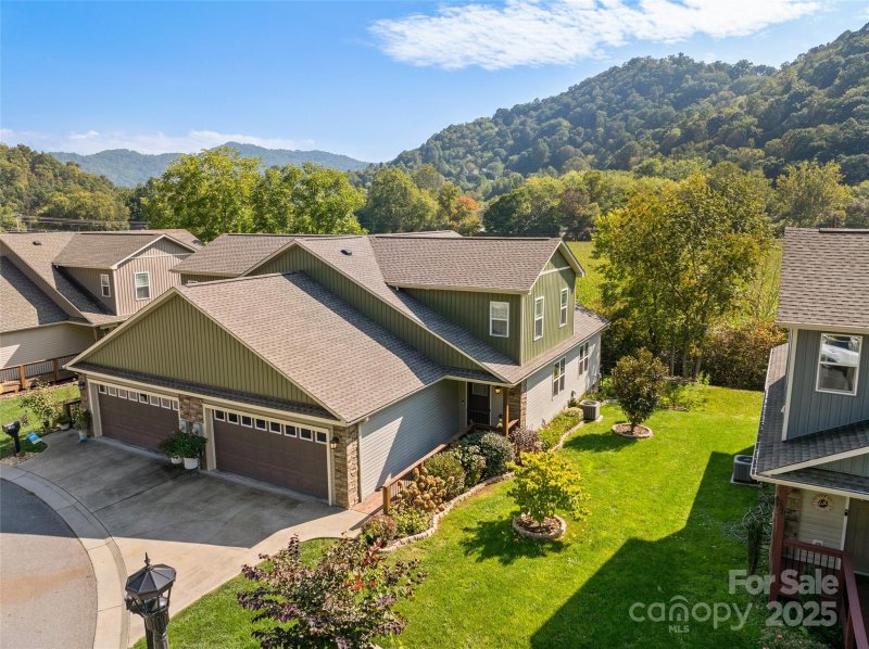 Property image 2 of 254 February Lane in The Meadows at Campbell Mountain, Waynesville, NC 28785