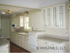 Property image 2 at 301 Melissa Way, Hendersonville, NC 28791