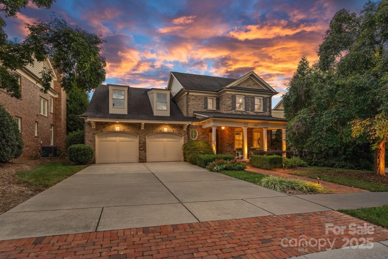 8007 Vanderhorn Lane