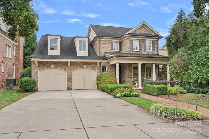 Property image 2 at 8007 Vanderhorn Lane, Charlotte, NC 28226