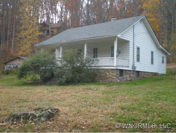 Property image 5 at 215 Cardinal Drive, Maggie Valley, NC 28751