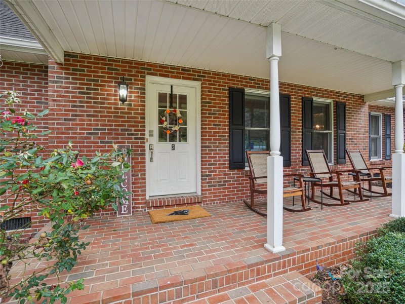 Property image 4 of 2 Cambridge Drive in High Meadows, Candler, NC 28715