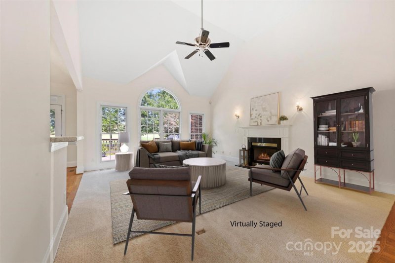 Property image 4 of 2241 Flagstick Drive in Emerald Lake, Matthews, NC 28104